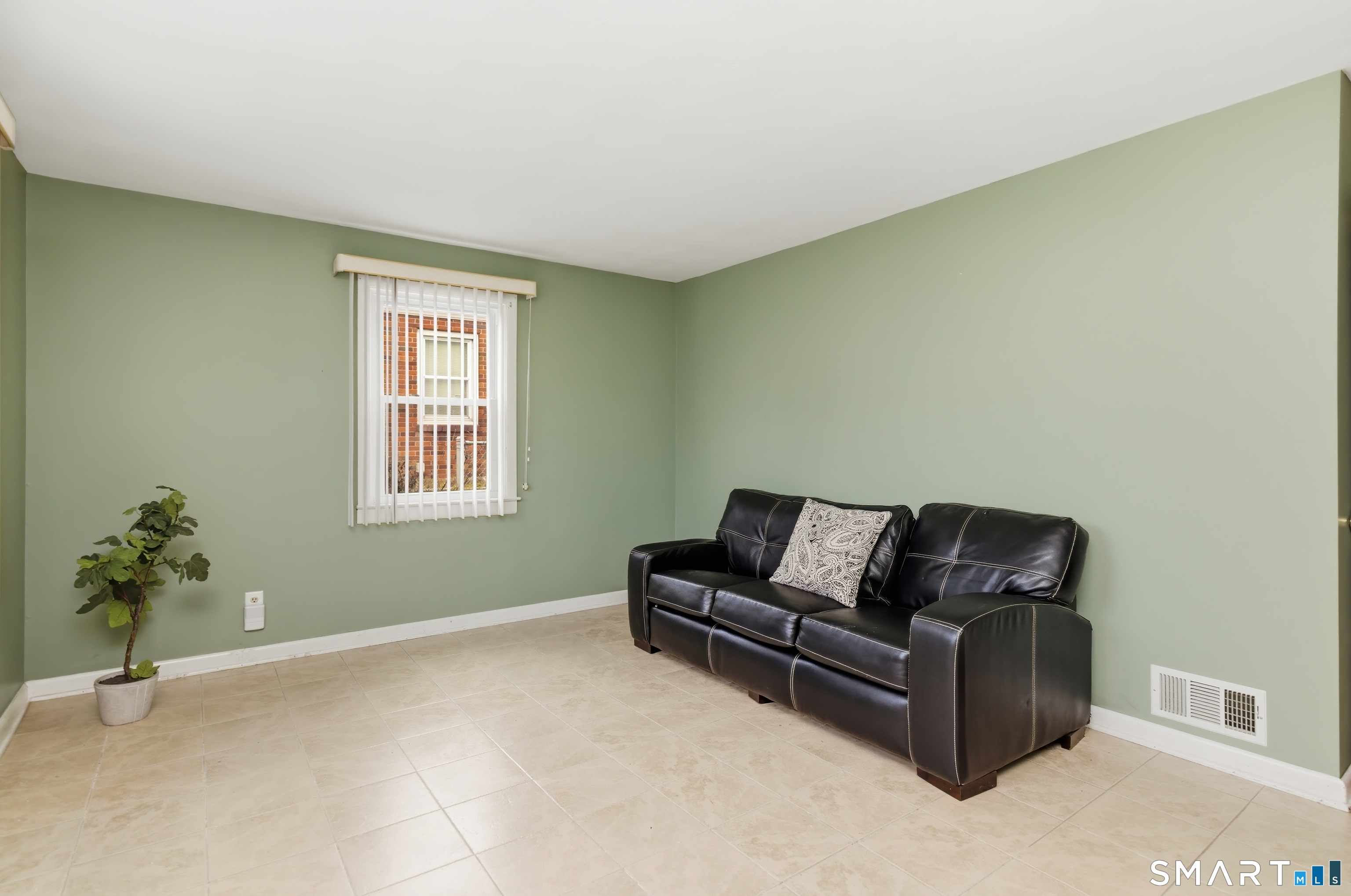 141 Williams Street Meriden, CT 06450 - Photo 25 of 36