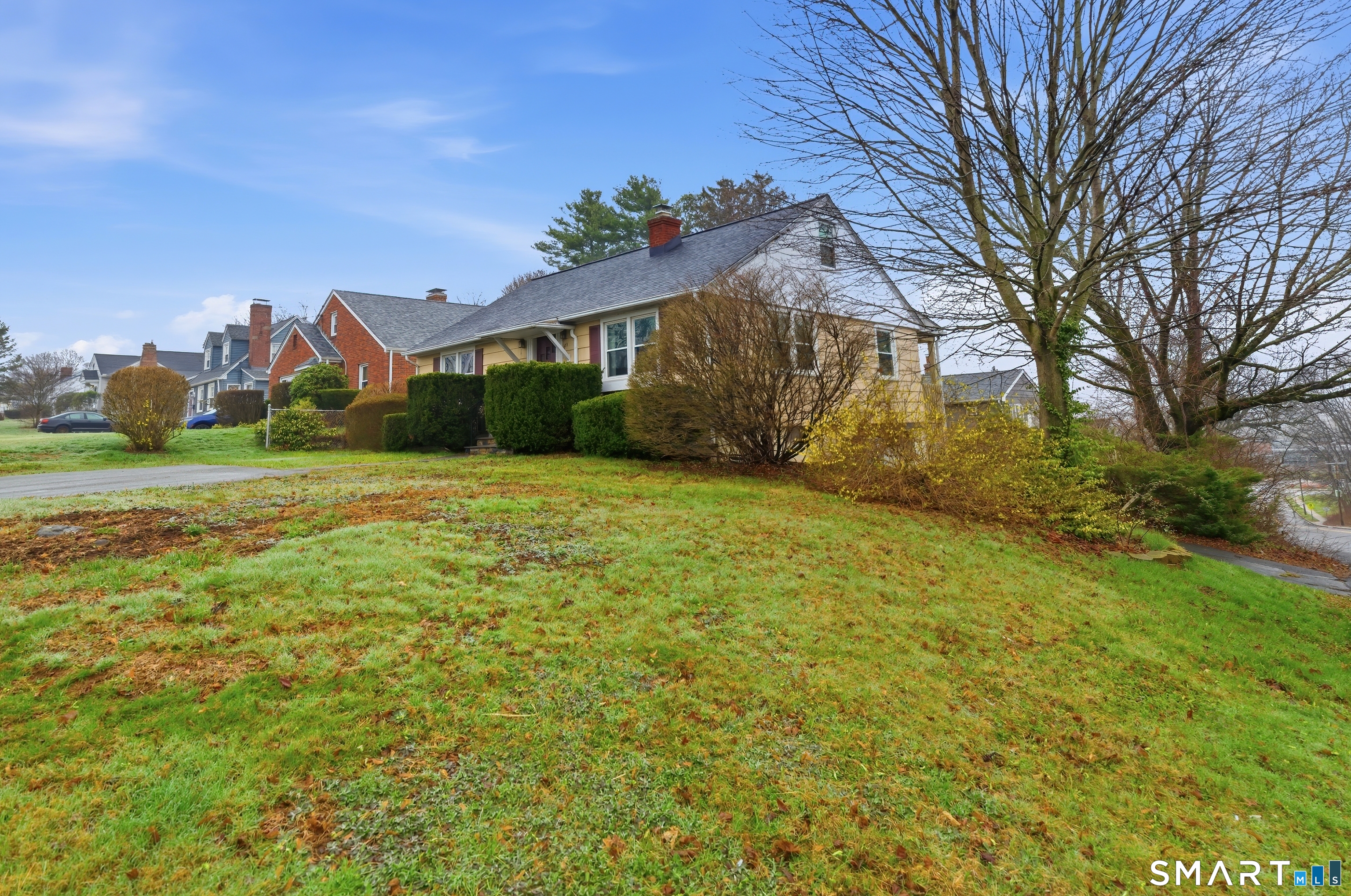 141 Williams Street Meriden, CT 06450 - Photo 7 of 36