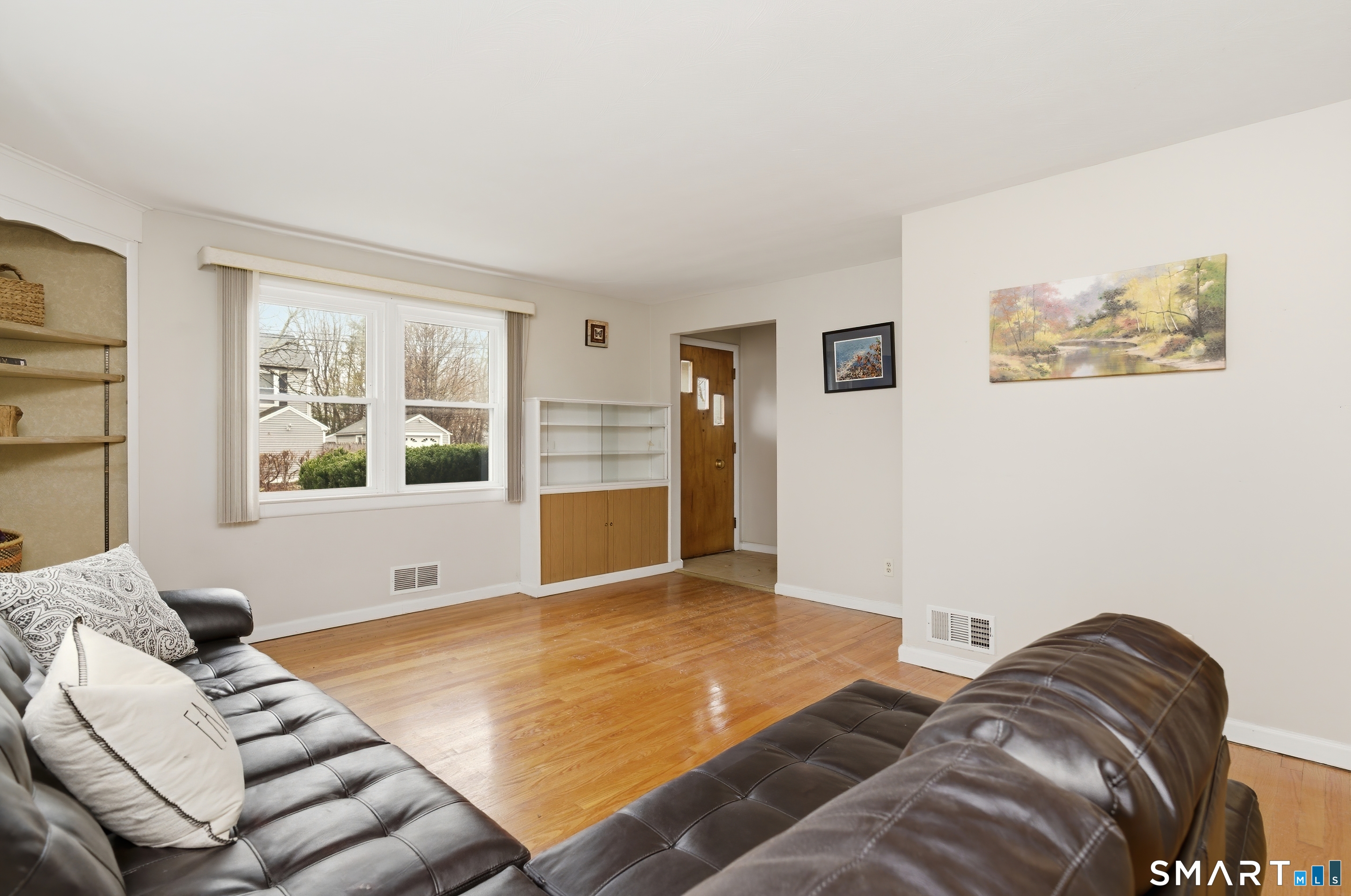 141 Williams Street Meriden, CT 06450 - Photo 10 of 36