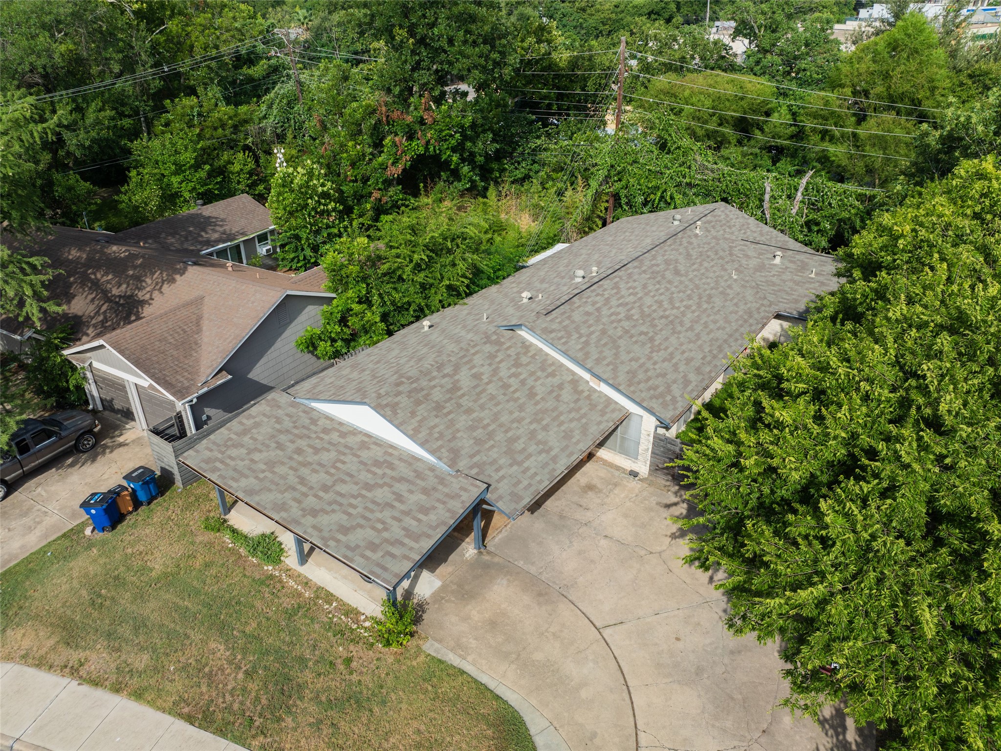 6400 Brookside Drive Austin, TX 78723 - Photo 3 of 26