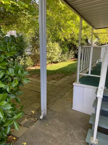 a bathroom with a tub