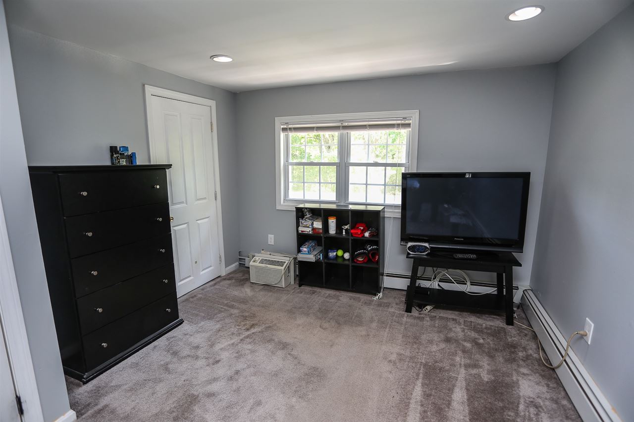 303 Critchett Road Candia, NH 03034 - Photo 24 of 34