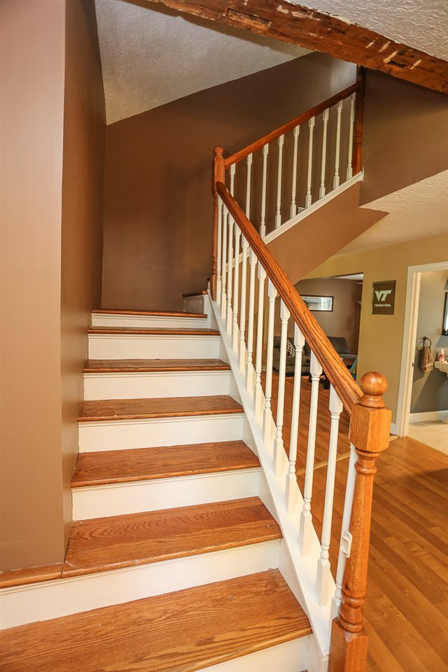 303 Critchett Road Candia, NH 03034 - Photo 7 of 34