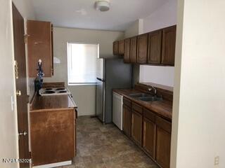 2495 Sunray Drive Reno, NV 89503 - Photo 6 of 14 IMG_0042
