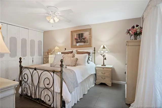 $300,000 | 1800 Southeast St Lucie Boulevard, Unit 10305, Stuart, FL 34996