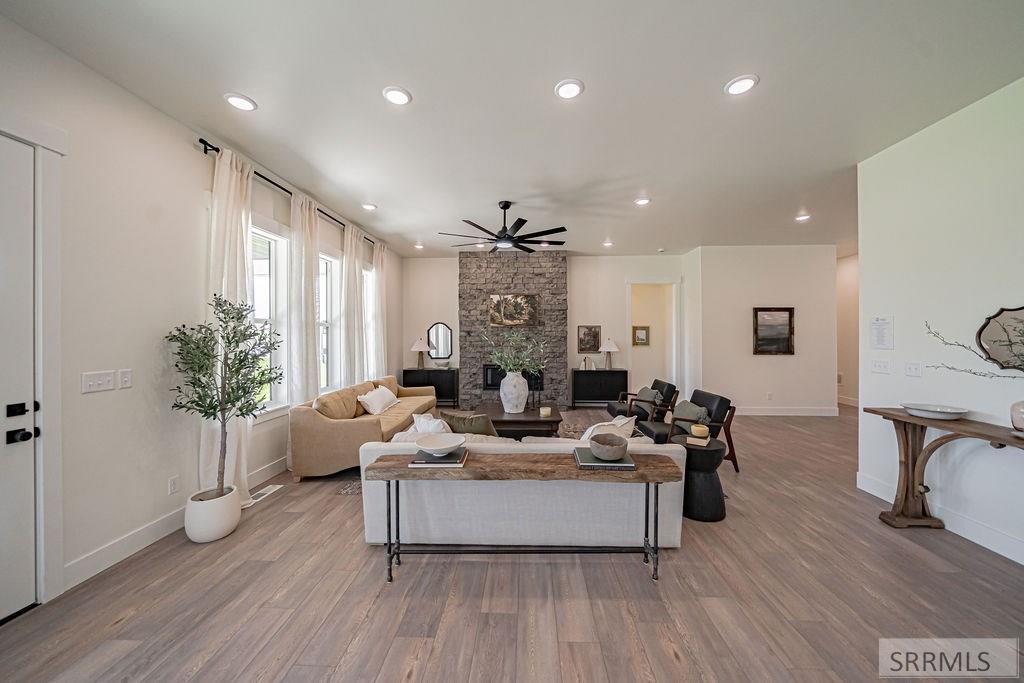 733 Pine Ridge Lane Rexburg, ID 83440 - Photo 6 of 47