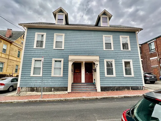 $3,100 | 8 Allen Street, Unit 2, Cambridge, MA 02140