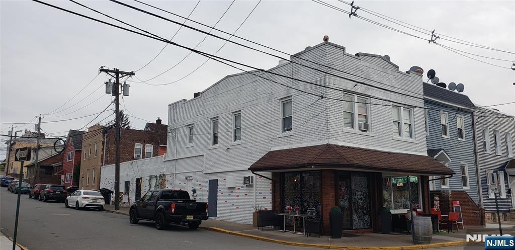a car parked in front of a building