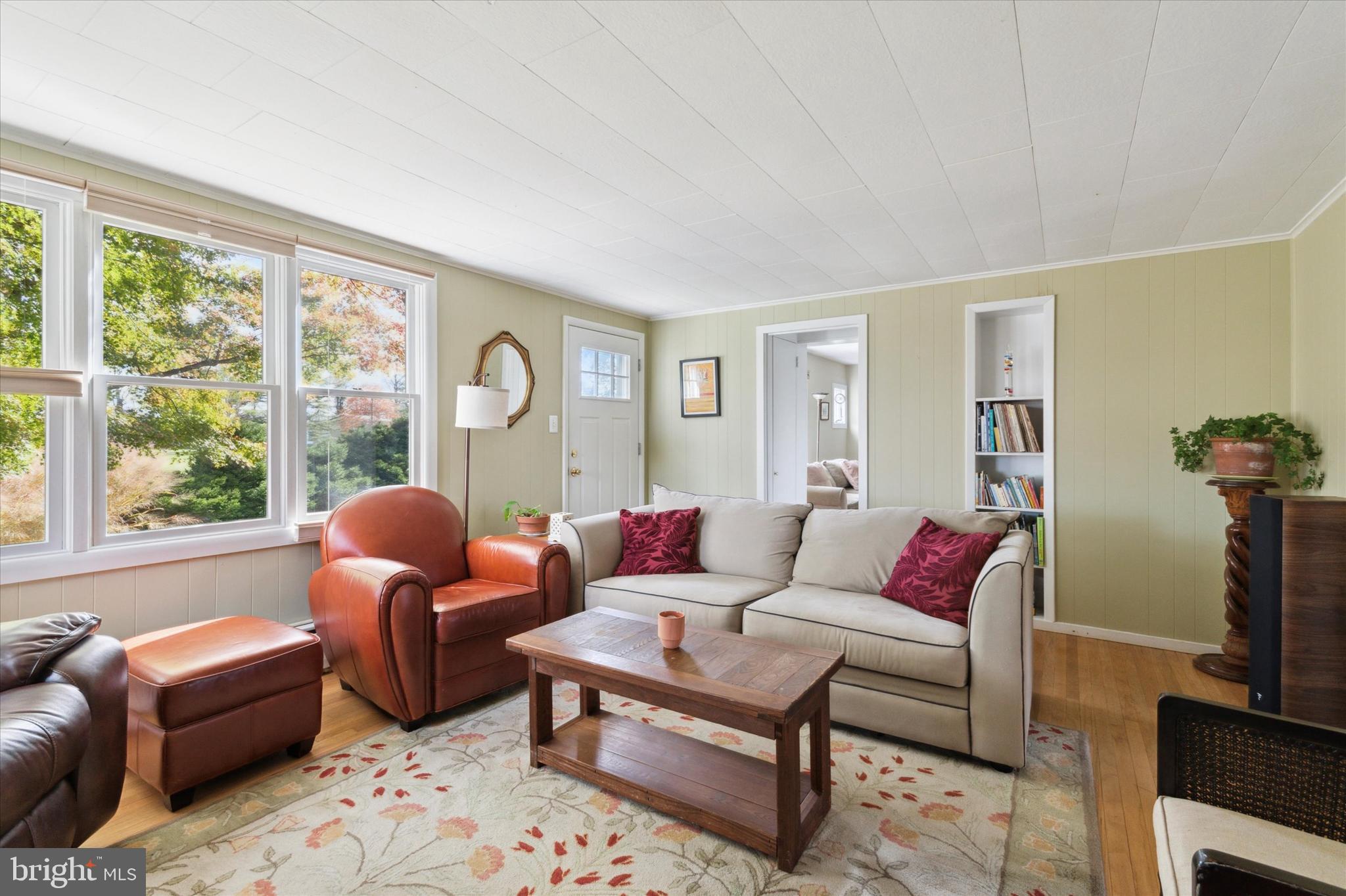 6055 Stump Road Pipersville, PA 18947 - Photo 3 of 50 Gallery Image 3