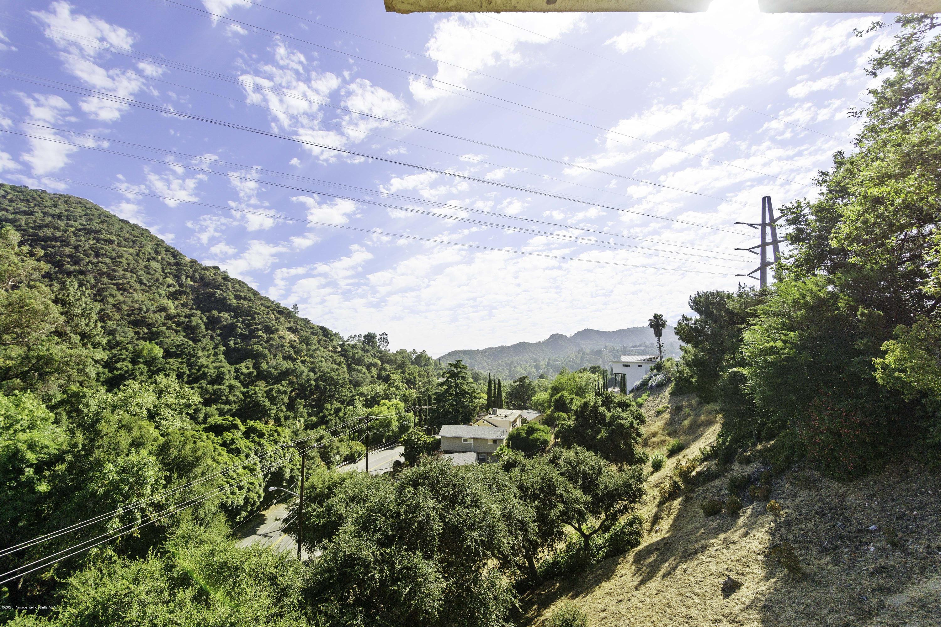 108 Coventry Place Glendale, CA 91206 - Photo 24 of 54 23