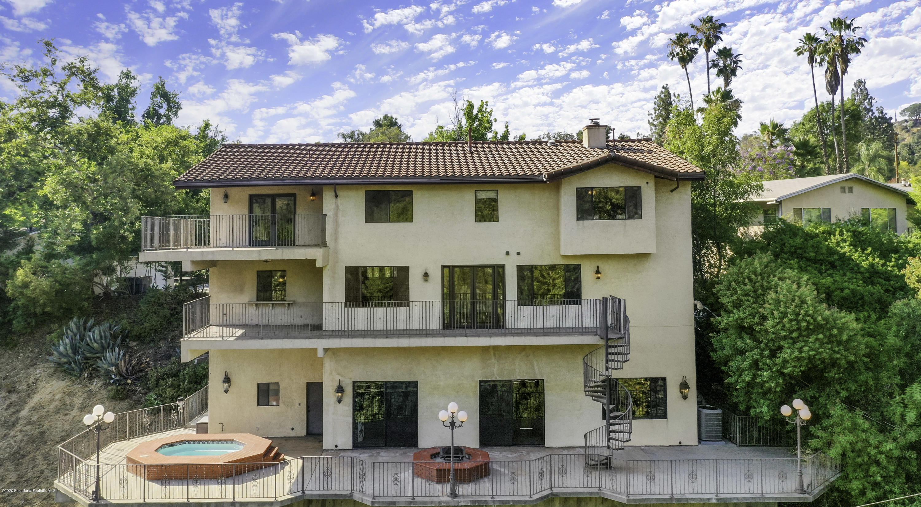 108 Coventry Place Glendale, CA 91206 - Photo 6 of 54 6