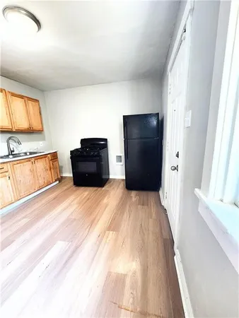 $750 | 347 East 13th Avenue, Unit 3, Homestead, PA 15120