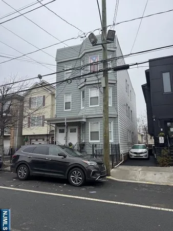 $749,999 | 743 South 19th Street, Newark, NJ 07103