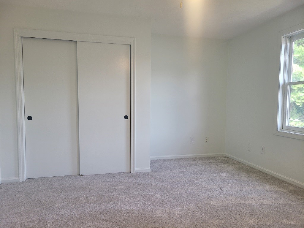 3399 Post Road, Unit 27 Warwick, RI 02886 - Photo 20 of 36 Perfect area for your TV and entertainment