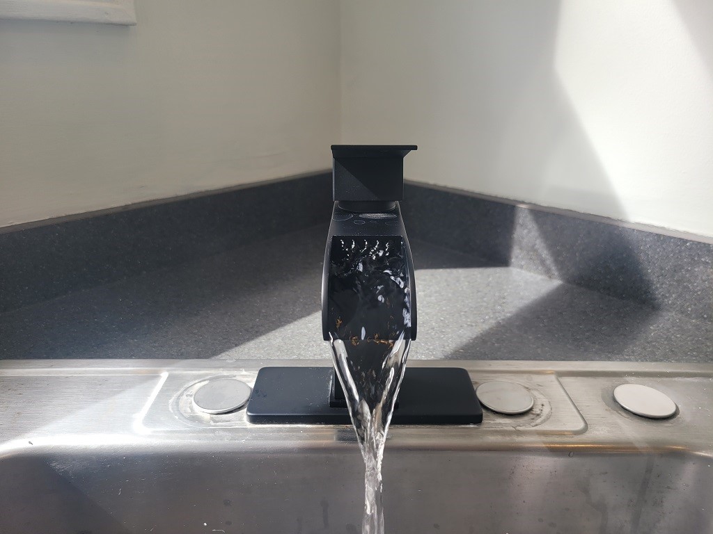 3399 Post Road, Unit 27 Warwick, RI 02886 - Photo 5 of 36 Kitchen faucet