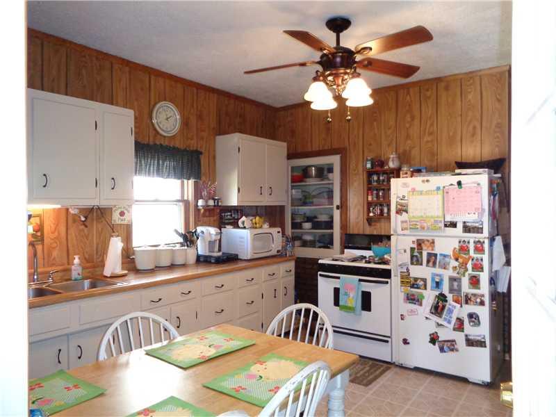 446 Jackson Street Rochester, PA 15074 - Photo 3 of 8 Kitchen.
