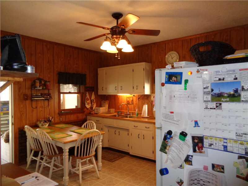 446 Jackson Street Rochester, PA 15074 - Photo 4 of 8 Kitchen.
