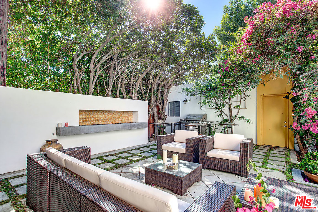 5812 Compass Drive Los Angeles, CA 90045 - Photo 12 of 20