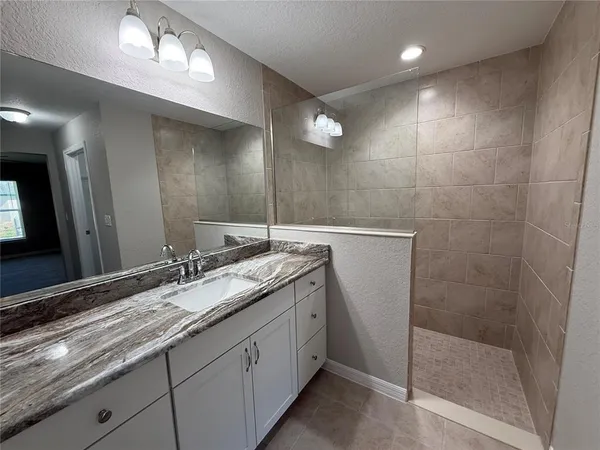 $1,975 | 10426 Southwest 133 Avenue, Dunnellon, FL 34432