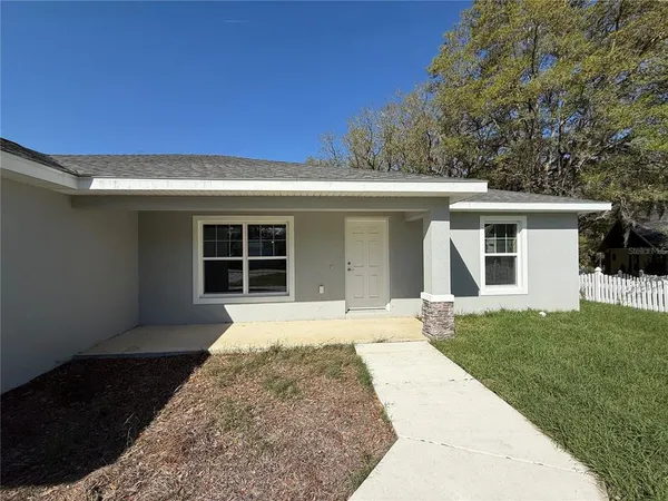 $1,975 | 10426 Southwest 133 Avenue, Dunnellon, FL 34432