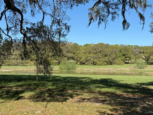 $1,975 | 10426 Southwest 133 Avenue, Dunnellon, FL 34432