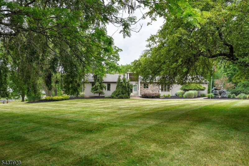 1 Hendrick Road Flemington, NJ 08822 - Photo 4 of 44