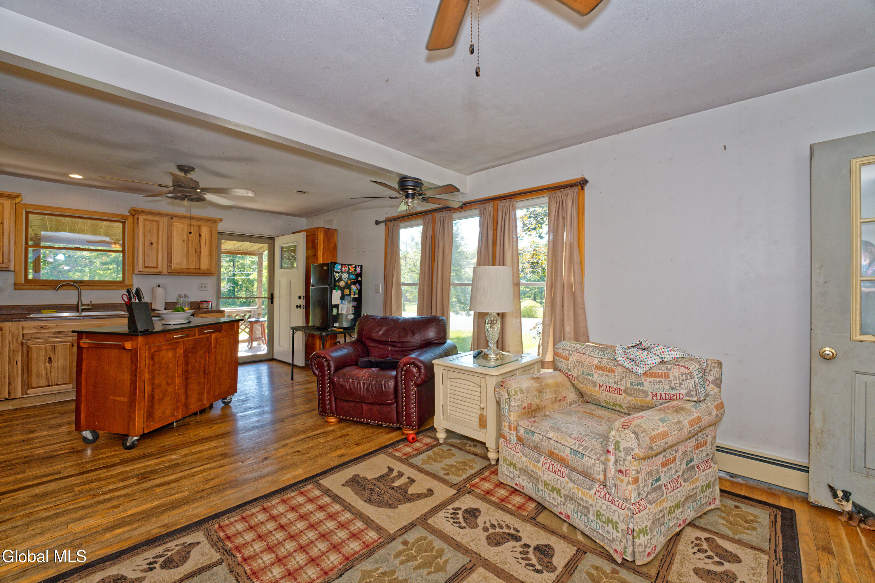 356 Vernal Butler Road Cairo, NY 12413 - Photo 7 of 23 2 Livingroom 3