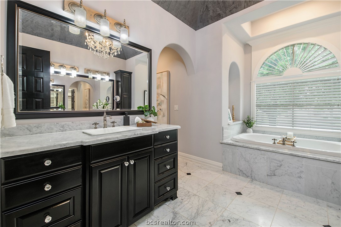4207 Tuscany Court Bryan, TX 77802 - Photo 28 of 46