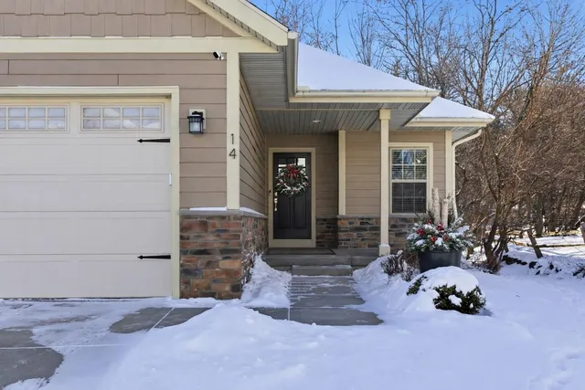 $599,000 | 14 Sauk Woods Court, Unit 4, Madison, WI 53705