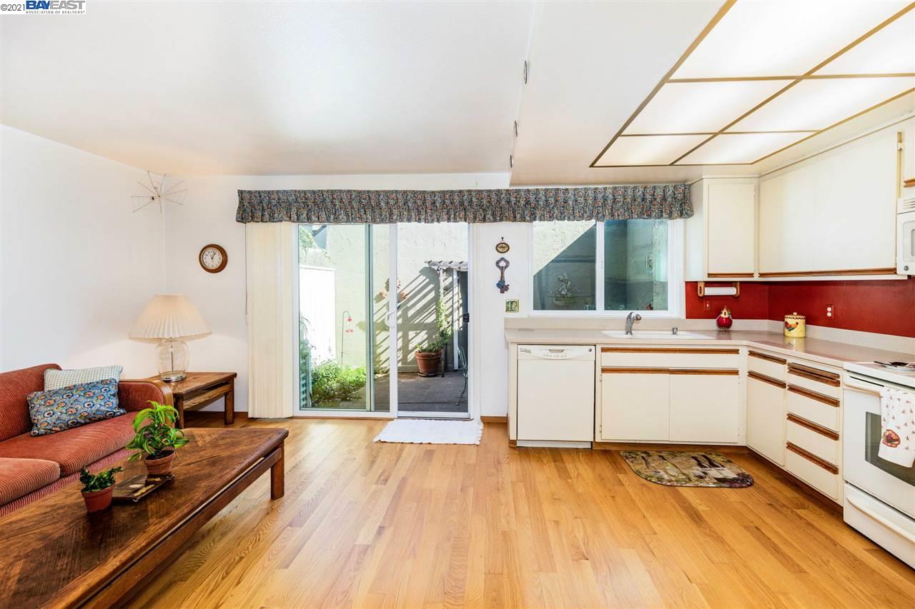 1501 Camino Peral Moraga, CA 94556 - Photo 4 of 17