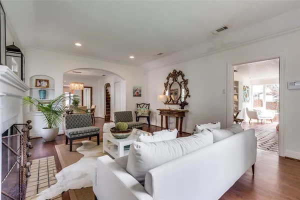 $8,000 | 4004 Amherst Avenue, University Park, TX 75225