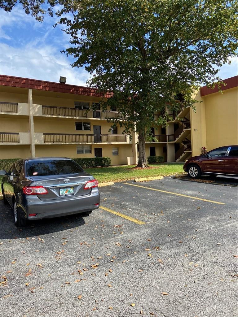 3253 Foxcroft Road, Unit G212 Miramar, FL 33025 - Photo 2 of 6 Photo 2