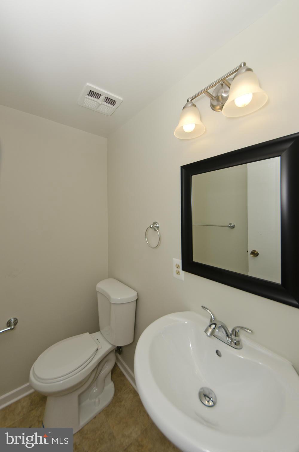 2335 Old Trail Drive Reston, VA 20191 - Photo 16 of 30 Bath