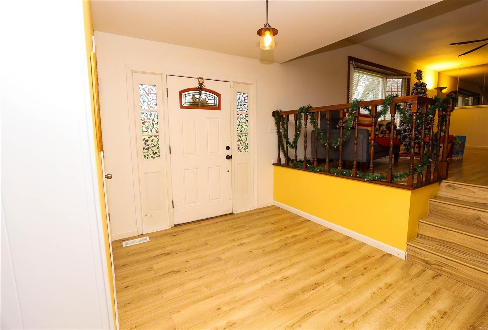13043 Spanish Pond Road St. Louis, MO 63138 - Photo 4 of 20 Gallery Image 4