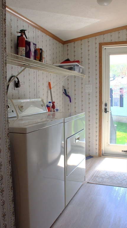 20 Deer Run Brookfield, MA 01506 - Photo 18 of 29 a utility room with washer and dryer