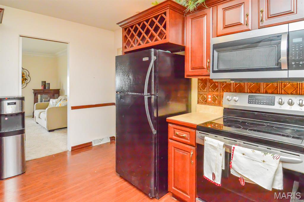 270 Charles Street Red Bud, IL 62278 - Photo 17 of 46