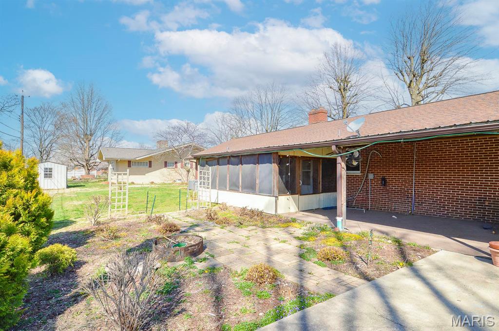 270 Charles Street Red Bud, IL 62278 - Photo 9 of 46