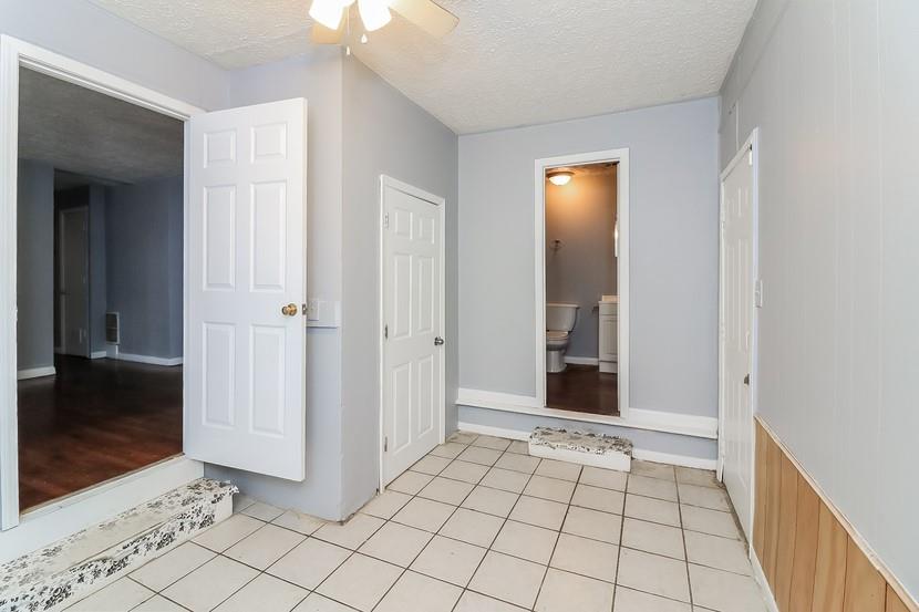 491 Bolton Road Northwest Atlanta, GA 30331 - Photo 4 of 8
