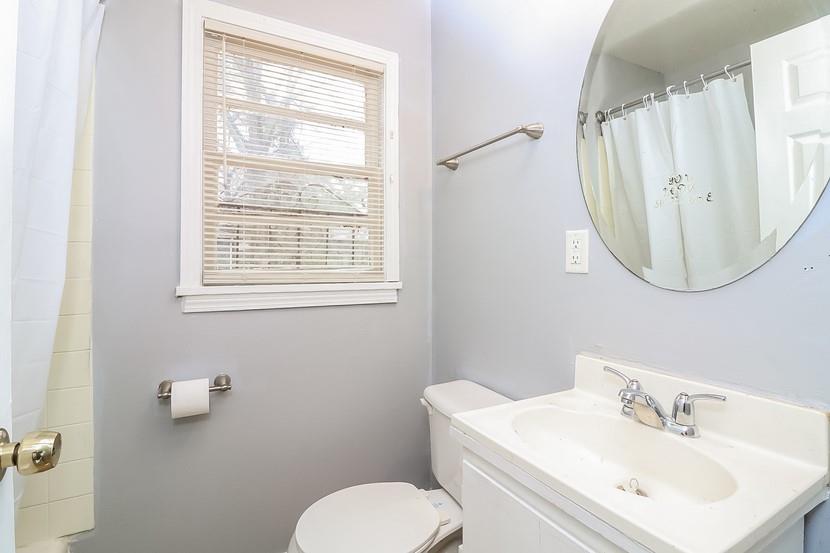 491 Bolton Road Northwest Atlanta, GA 30331 - Photo 7 of 8