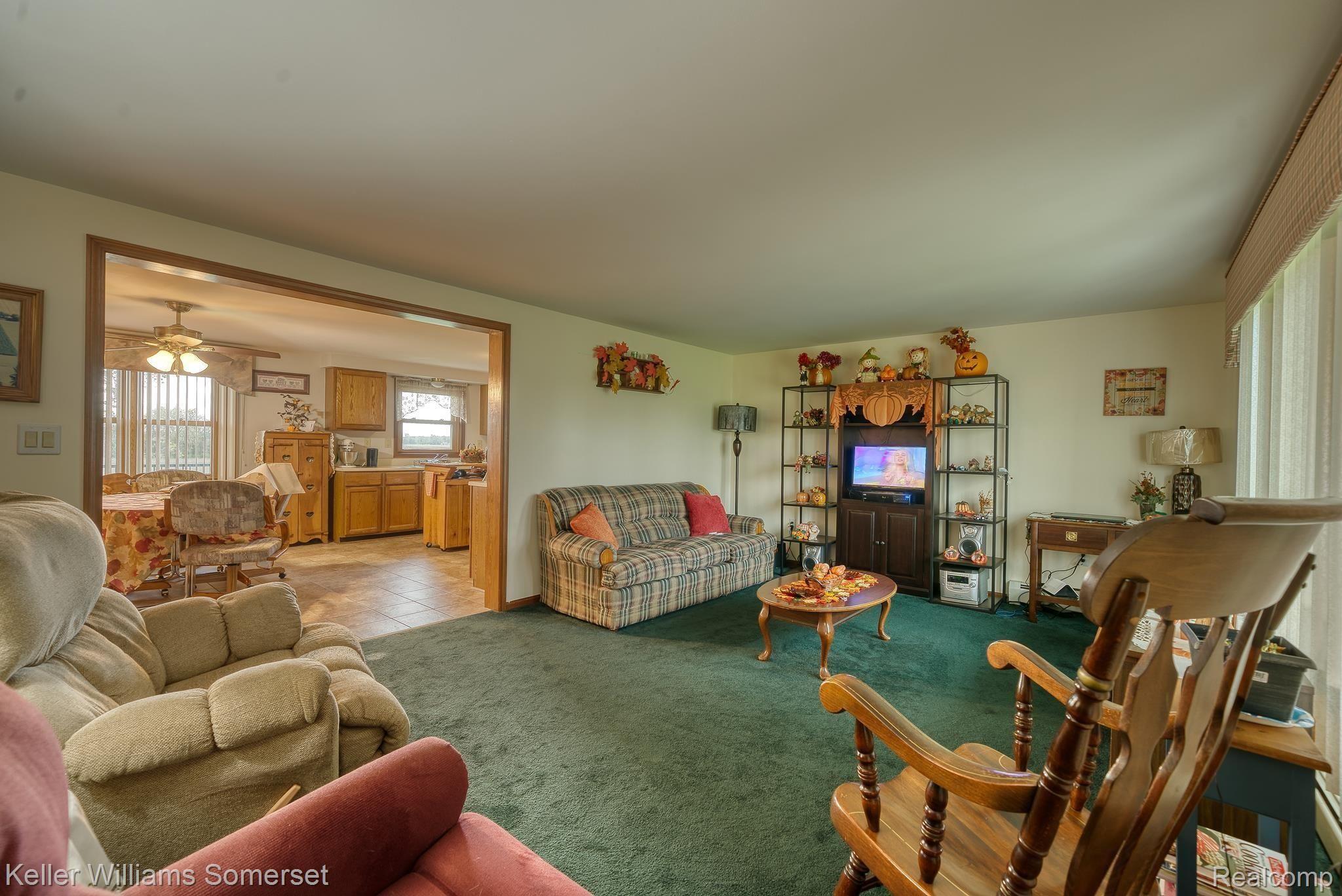24100 Pratt Road Armada, MI 48005 - Photo 16 of 31 DSC09865_7.jpg