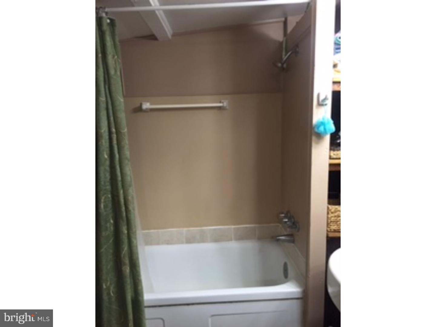 23 Mannerchor Road Temple, PA 19560 - Photo 22 of 22 Bathroom