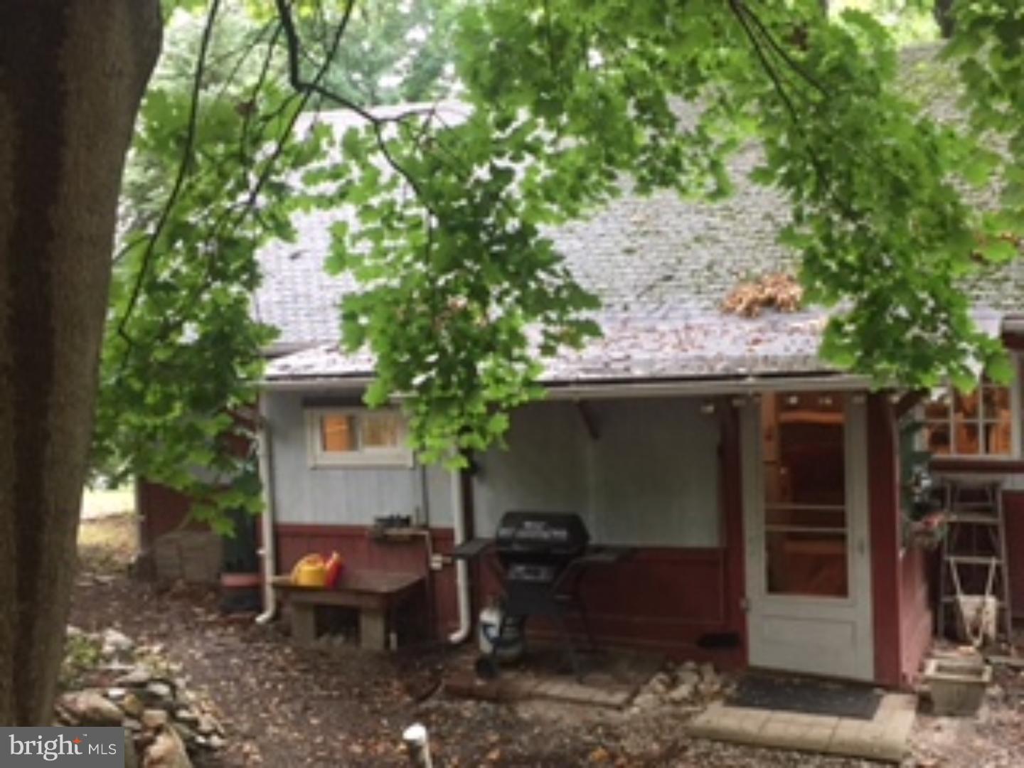 23 Mannerchor Road Temple, PA 19560 - Photo 4 of 22 Exterior Back