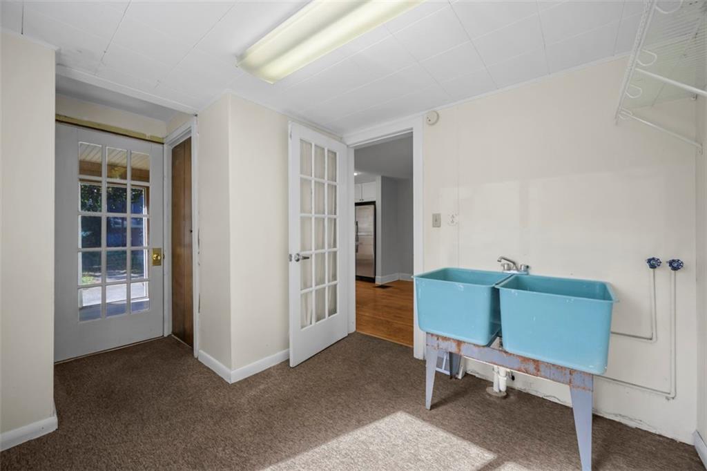 464 Franklin Street Slippery Rock, PA 16057 - Photo 23 of 45 a living room with furniture and a window