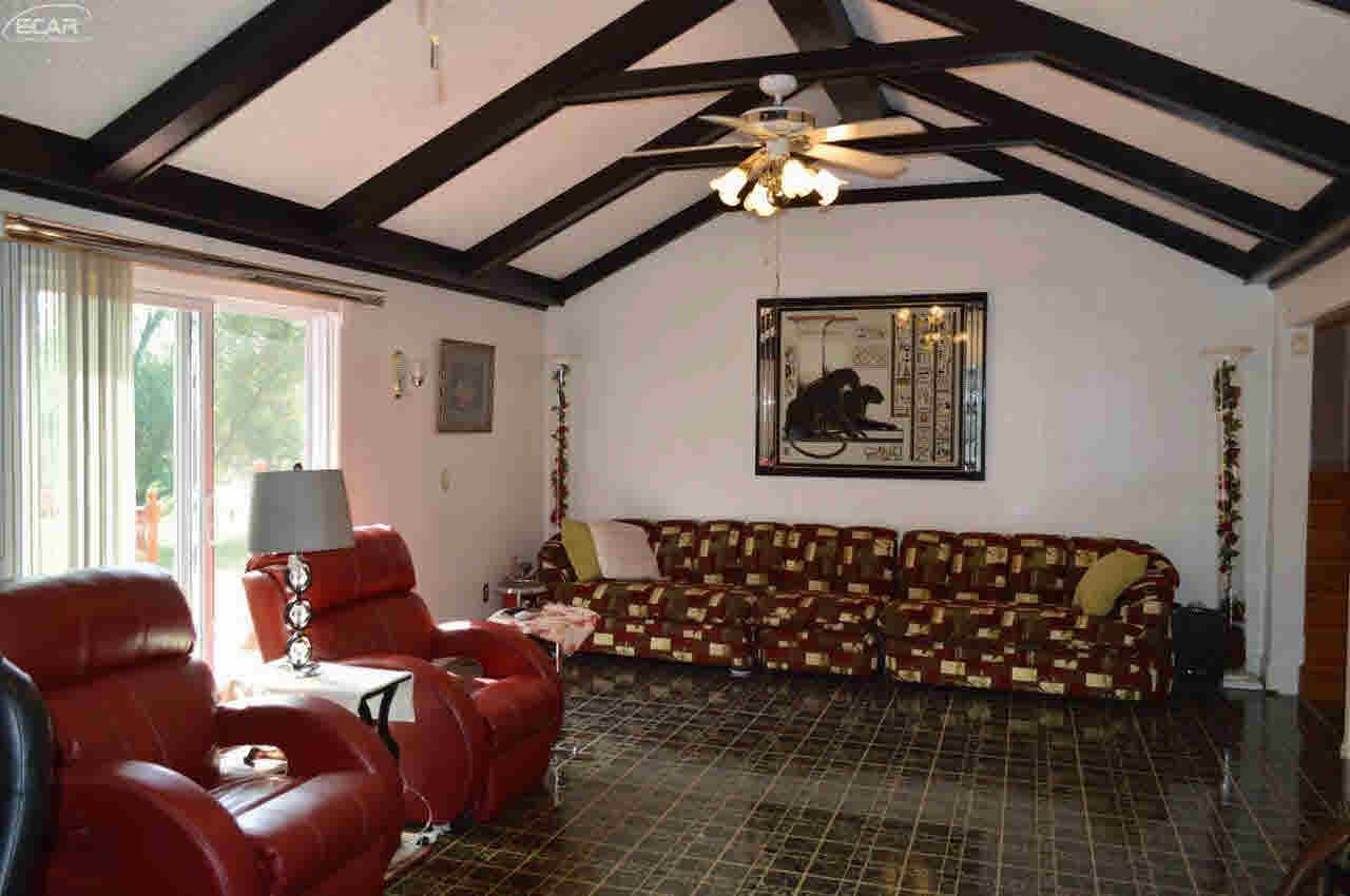 11511 North Holly Road Holly, MI 48442 - Photo 3 of 28 21202950-2.JPG