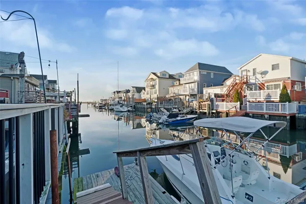$535,000 | 27 West 11th Road | Broad Channel