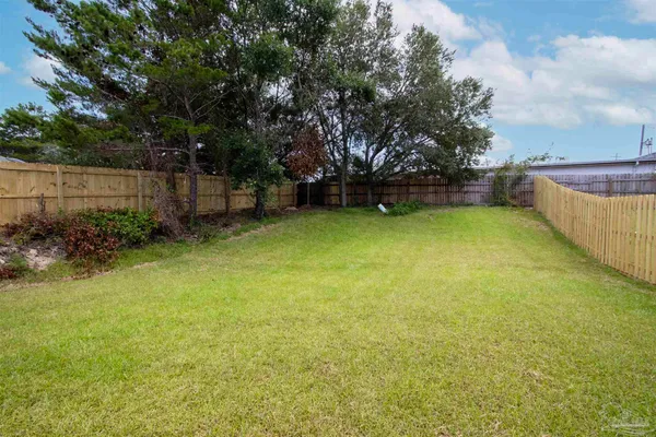 $1,695 | 6910 Sea Turtle Circle, Navarre, FL 32566