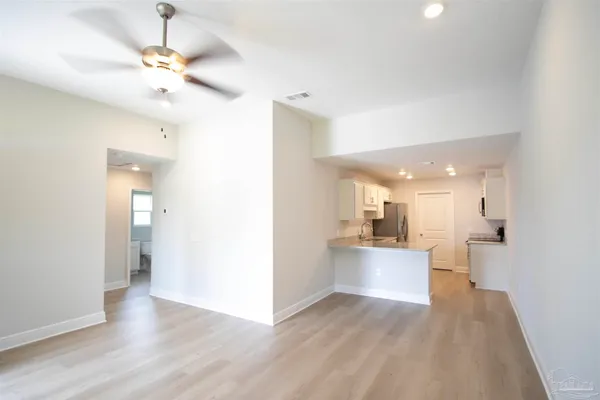 $1,695 | 6910 Sea Turtle Circle, Navarre, FL 32566