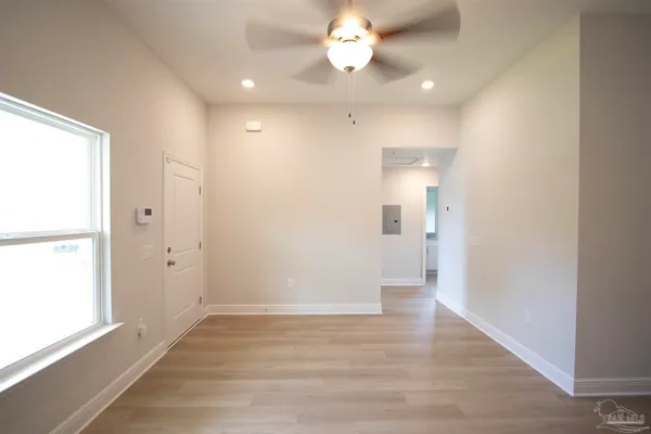 $1,695 | 6910 Sea Turtle Circle, Navarre, FL 32566