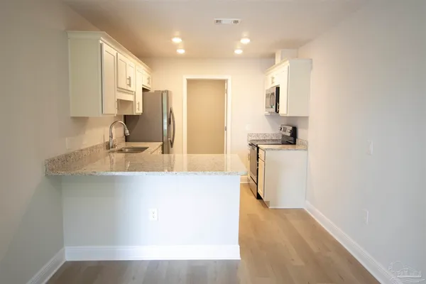 $1,695 | 6910 Sea Turtle Circle, Navarre, FL 32566