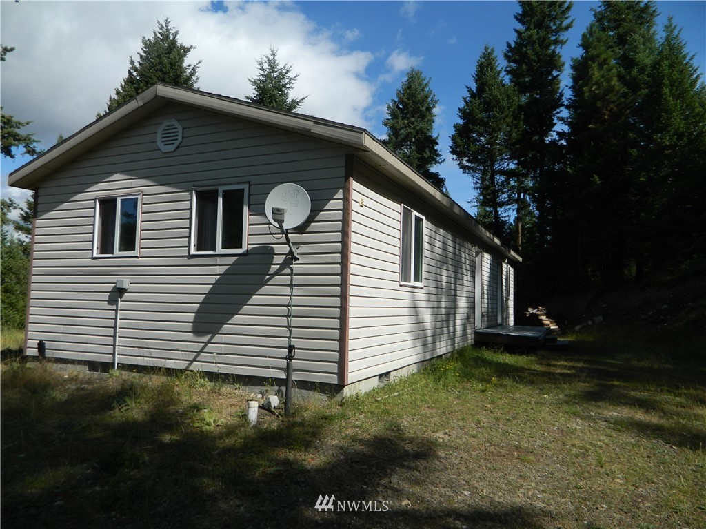 33 Horn Ranch Road Tonasket, WA 98855 - Photo 1 of 15
